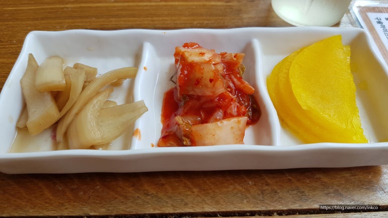 돈까스와김치찌개 이미지