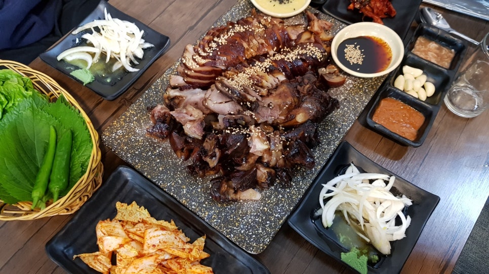 행복한족발 이미지