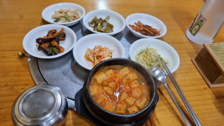초원인력 이미지