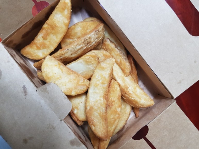 교촌치킨 마곡1호점 이미지