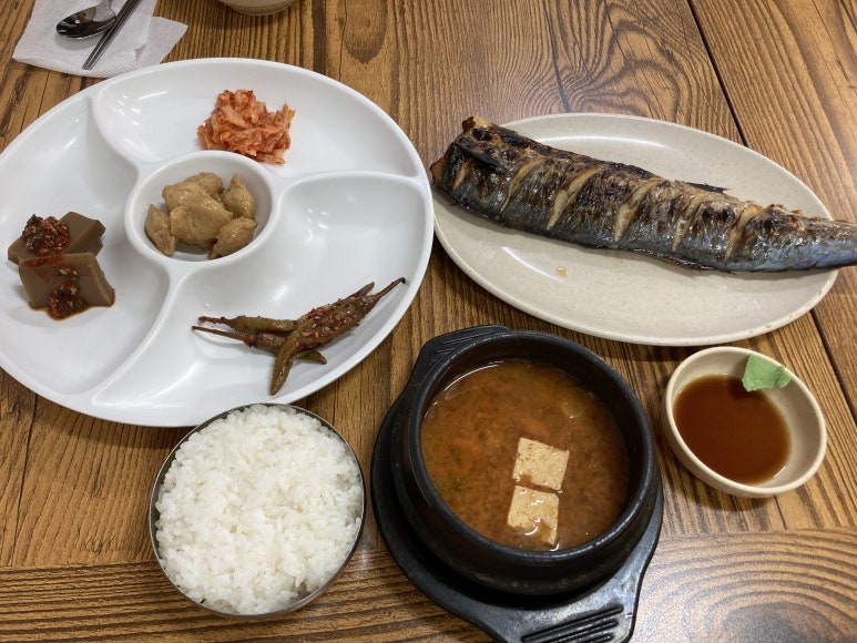 명가 찌개백반 이미지