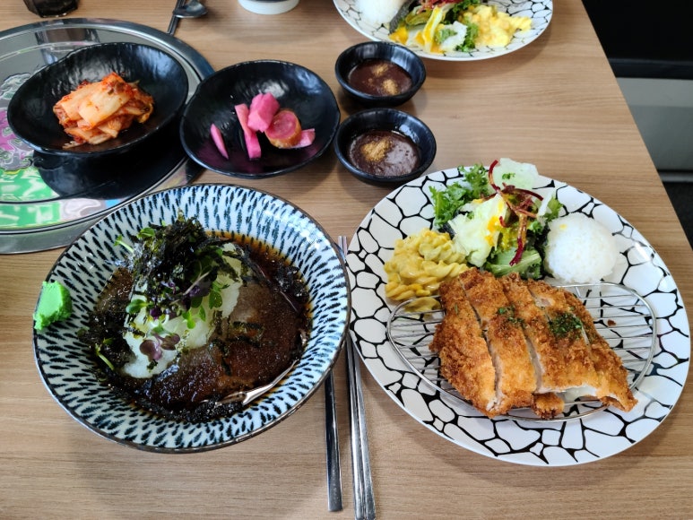 바보 돈까스 이미지