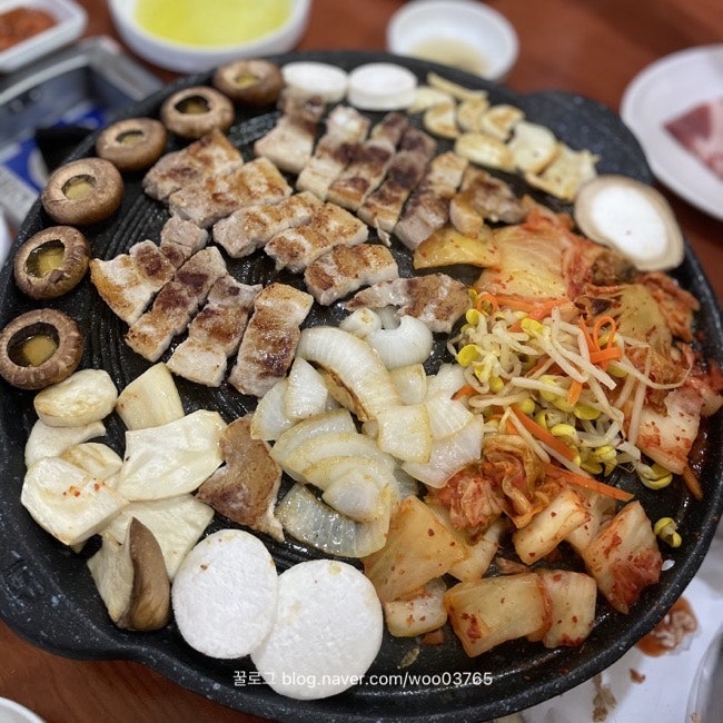 장터삼겹살 이미지