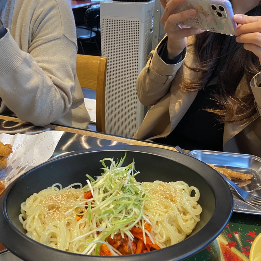 깐부치킨춘천온의롯데 이미지