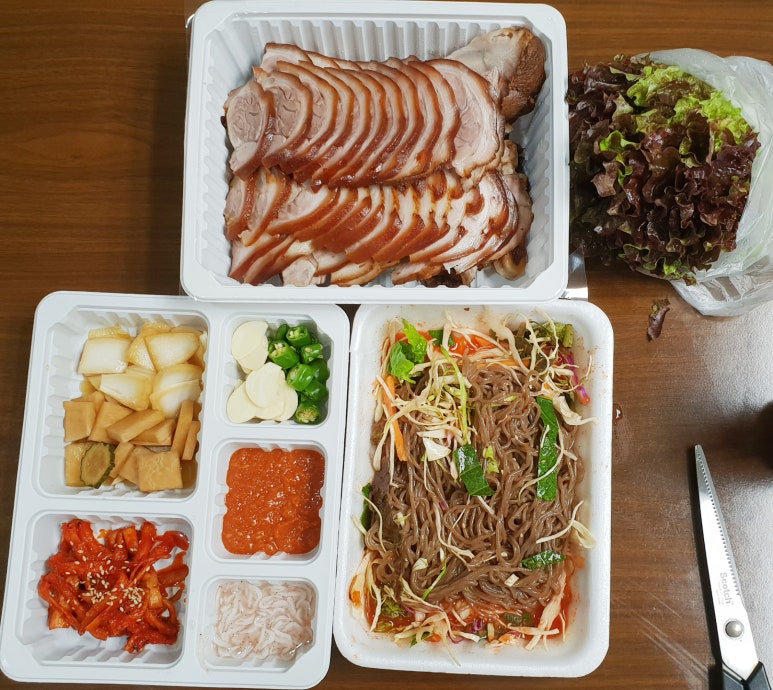 할매왕족발 이미지