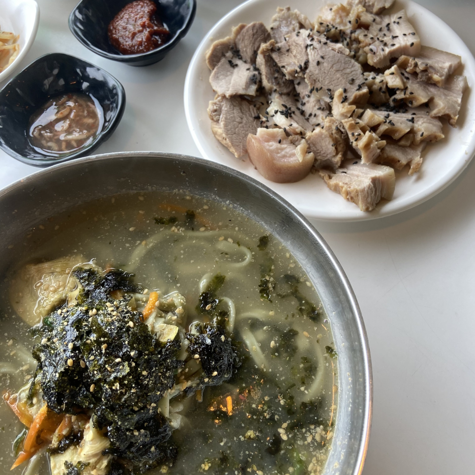 무을칼국수 이미지