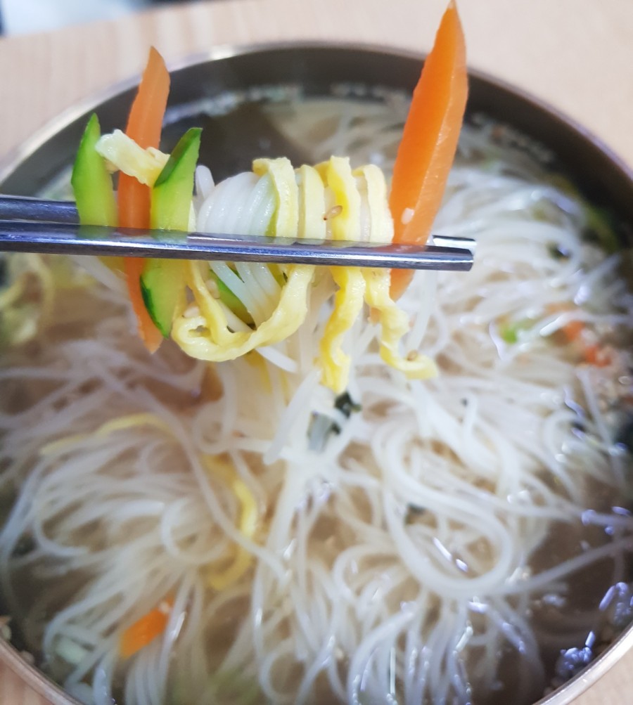 산마루잔치국수 이미지