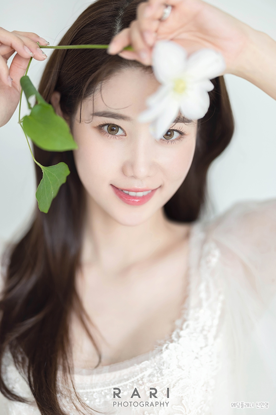 라리플라워 이미지