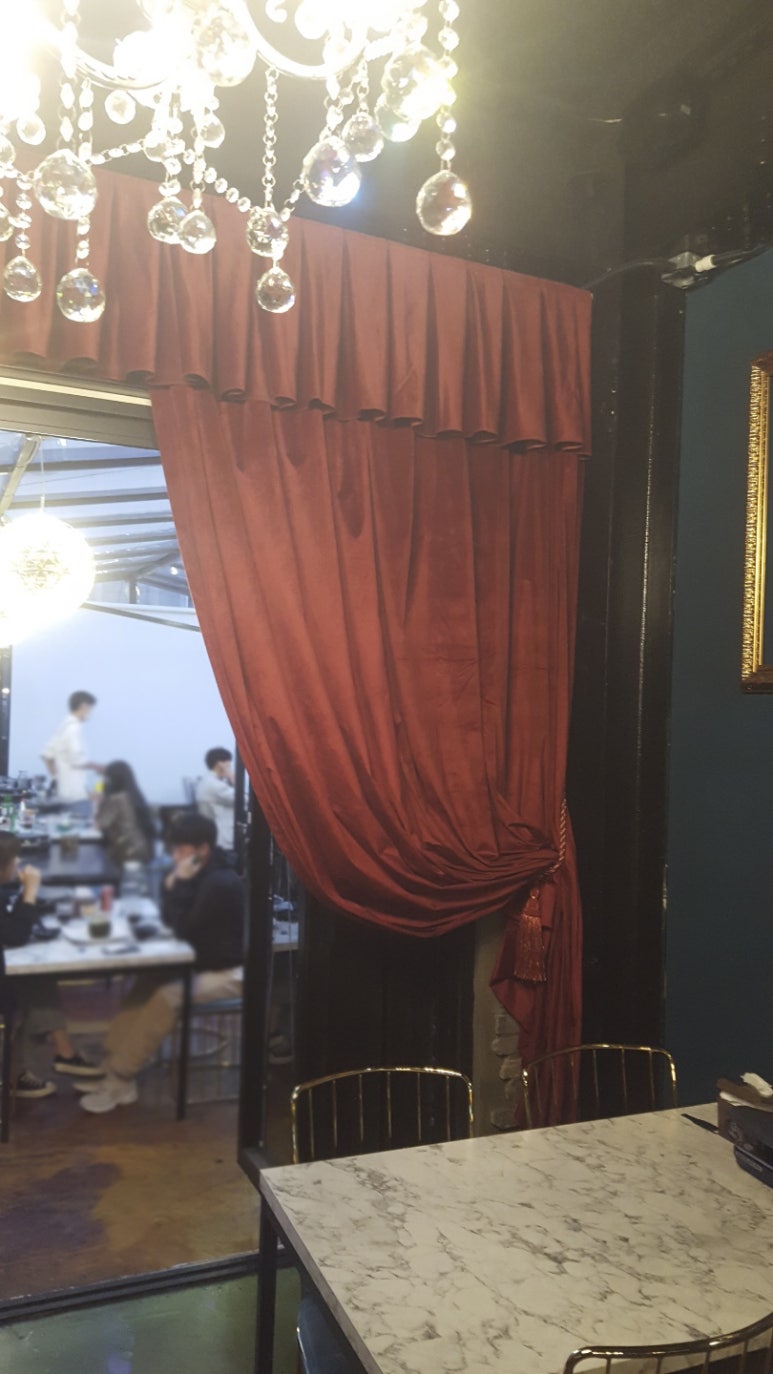 커튼팩토리 이미지