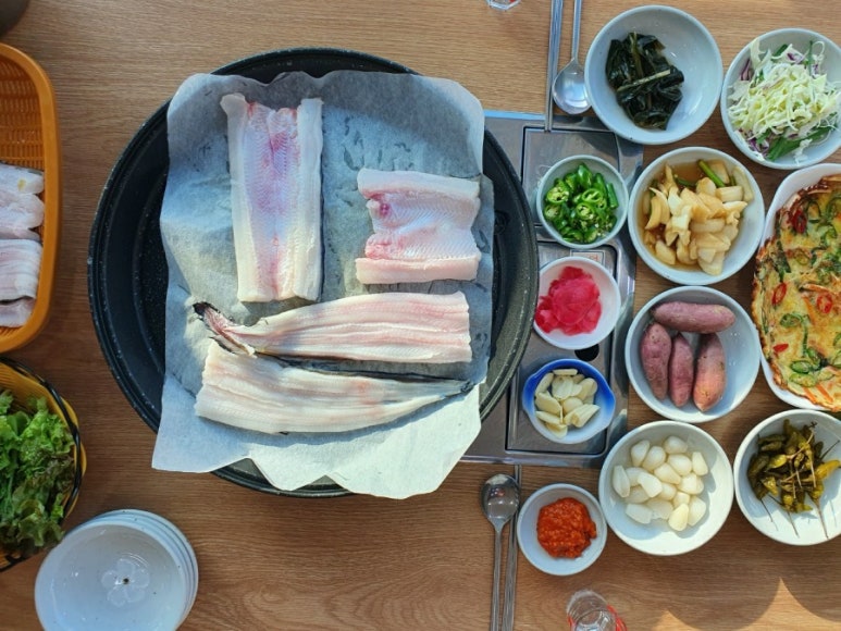 간장게장장어구이 이미지