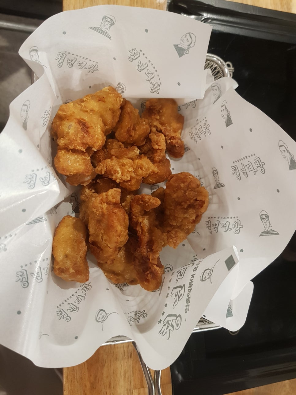 다모아치킨 이미지