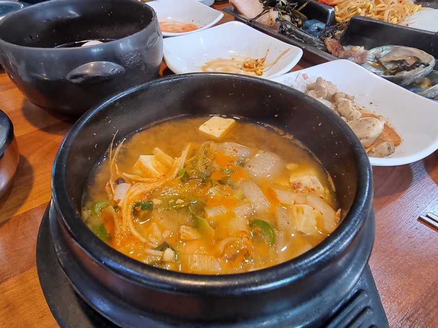 돼지충전소 이미지