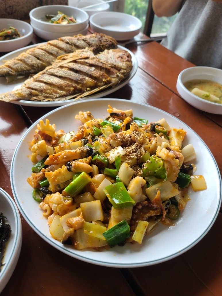 꽃섬식당 이미지
