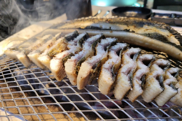 무신명품민물장어 이미지