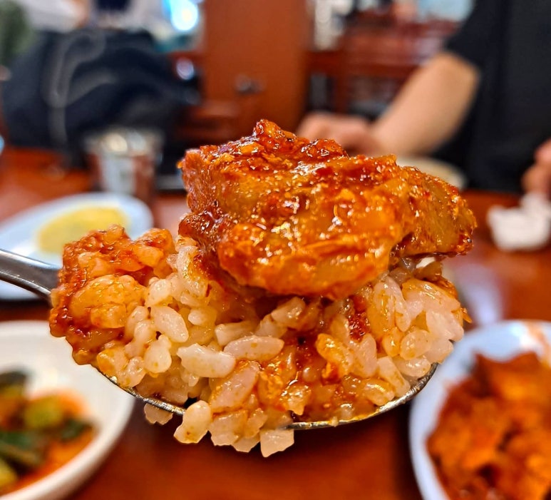 굴다리식당 이미지