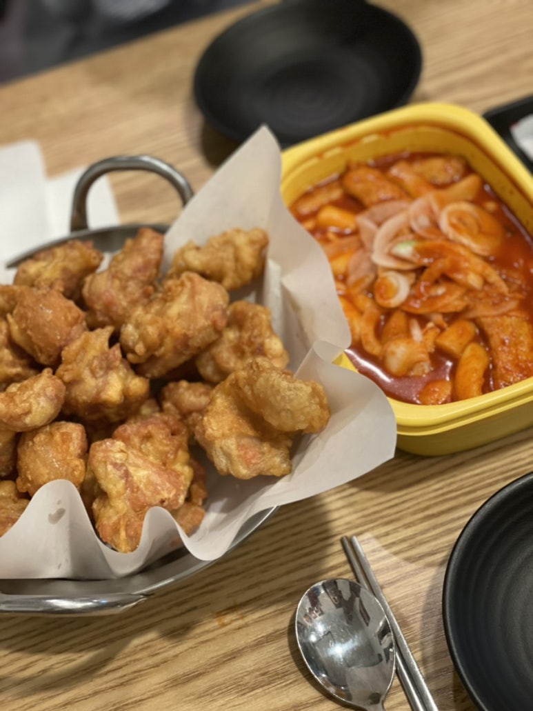 치킨플러스 불광점 이미지