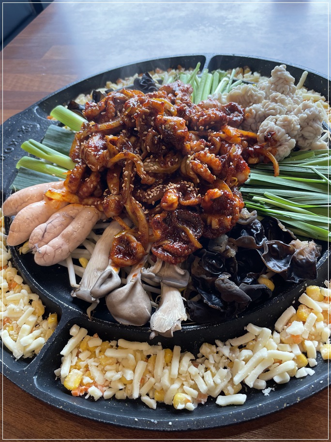 불맛나직화낙지쭈꾸미 이미지