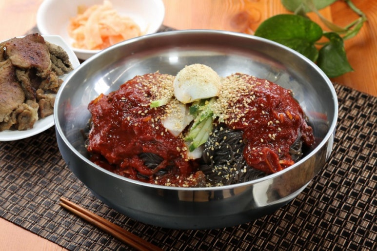 죽산뚝배기 이미지