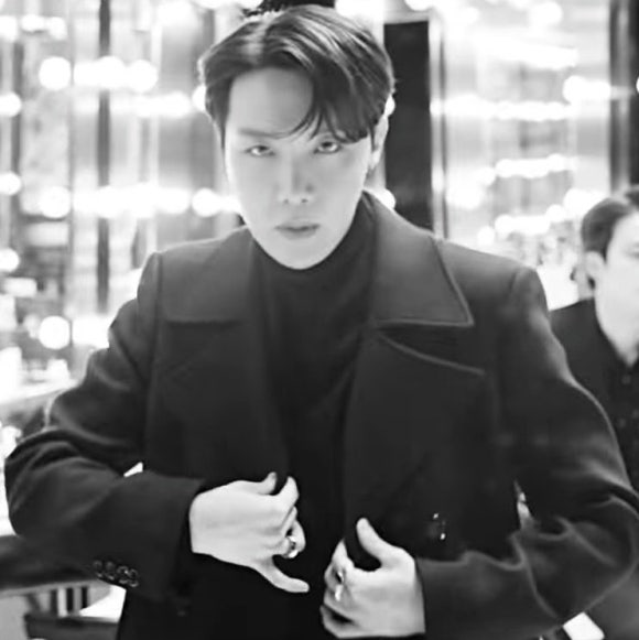 제이홉(J.HOPE) 이미지