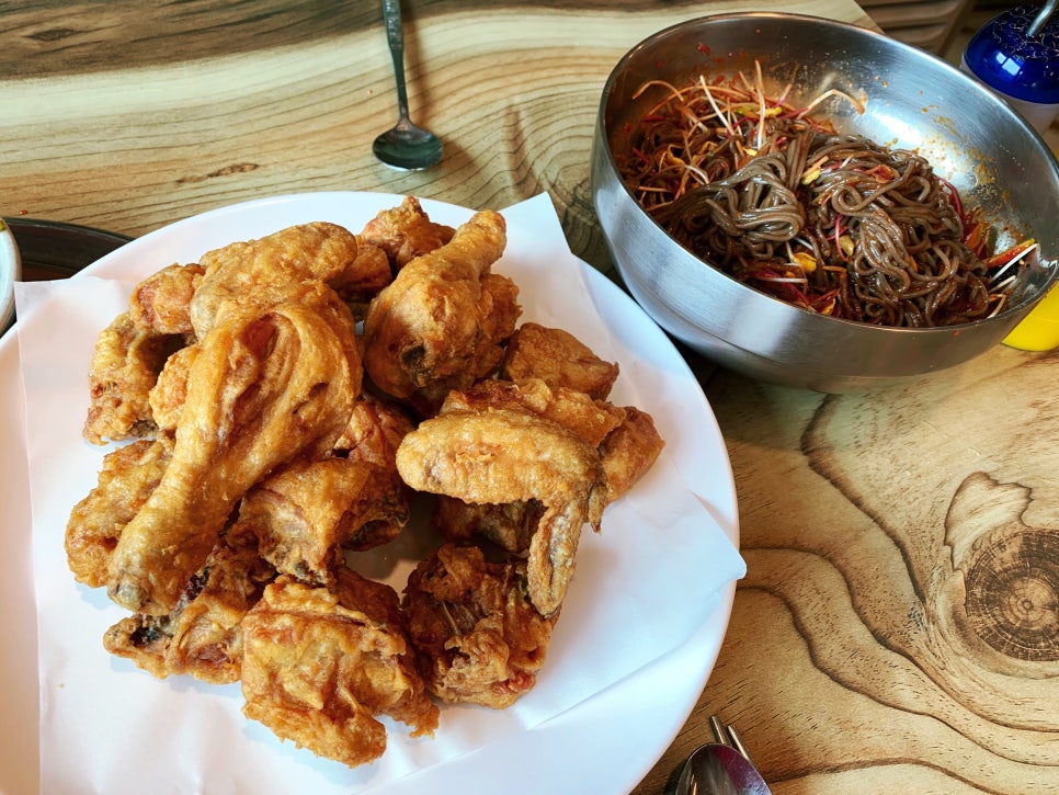 본가중앙탑막국수 이미지