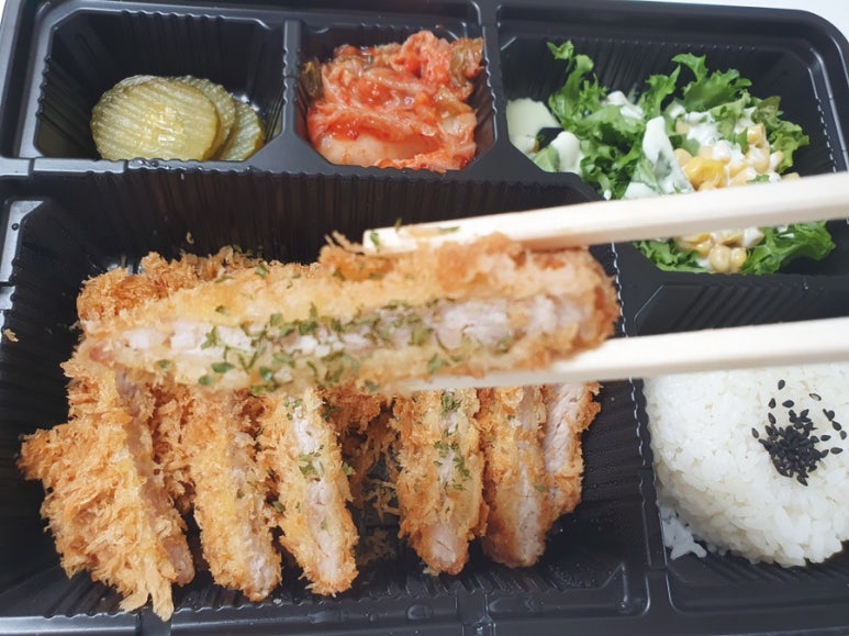 돈까스식당 이미지
