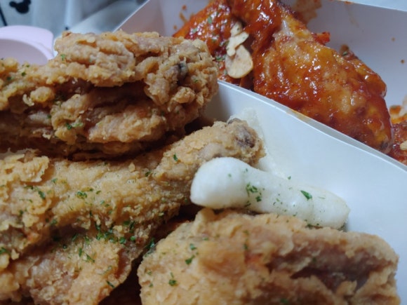 치킨더홈 이미지