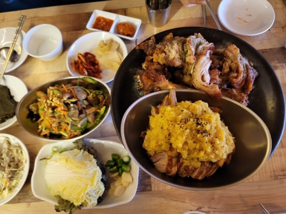 강한남자족발 이미지