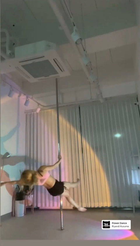 모어앤폴댄스스튜디오 이미지