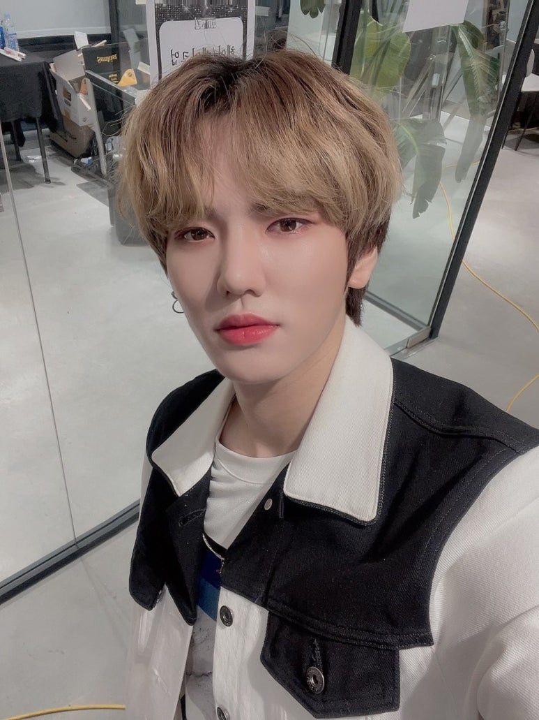 담배가게아가씨 이미지