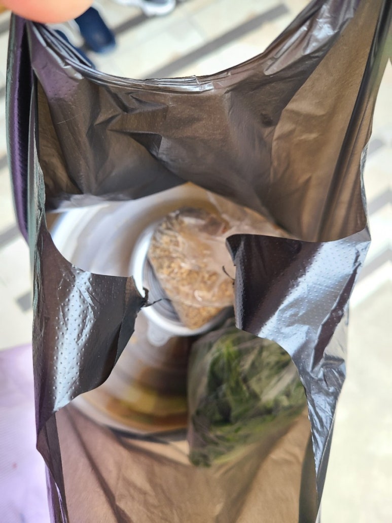 큰손생오리흑염소 이미지