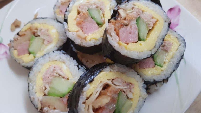 쿠욱김밥 이미지