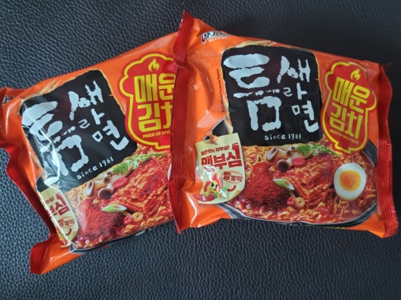 틈새라면 이미지