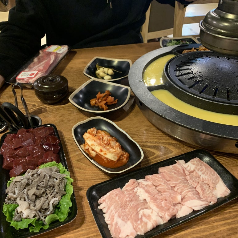 맘스터치한라대점 이미지