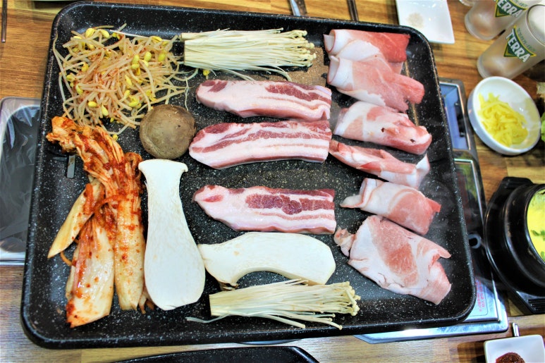 중앙돼지 이미지