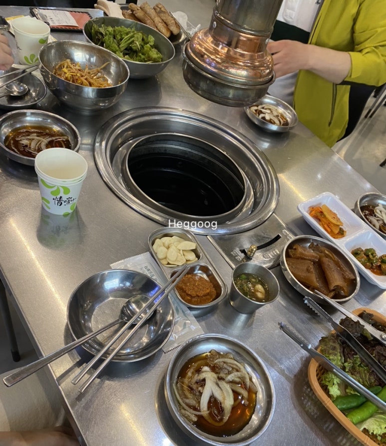 창고형 초벌 왕소금구이 이미지