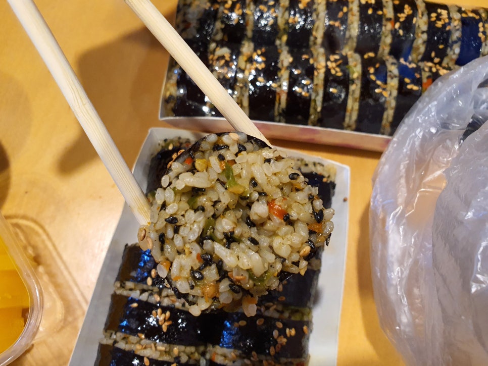 땡초김밥 이미지