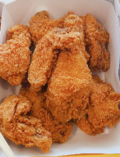 비비큐치킨 이미지