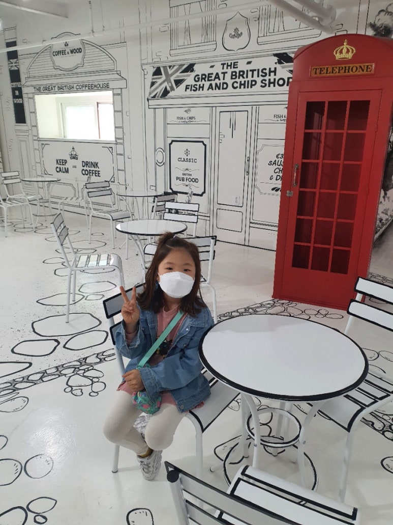 커피인우드 이미지