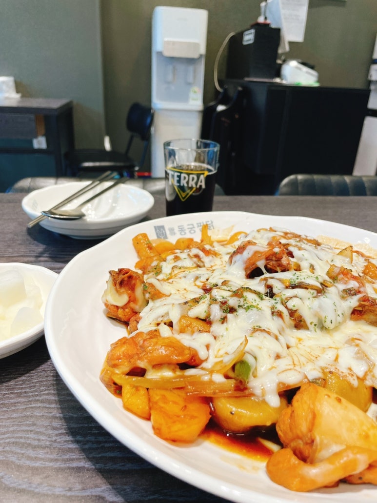 구로항동동궁찜닭 이미지
