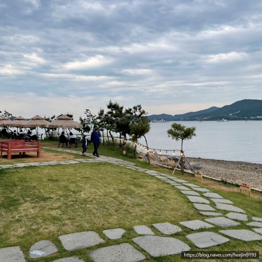 카페산바다 이미지
