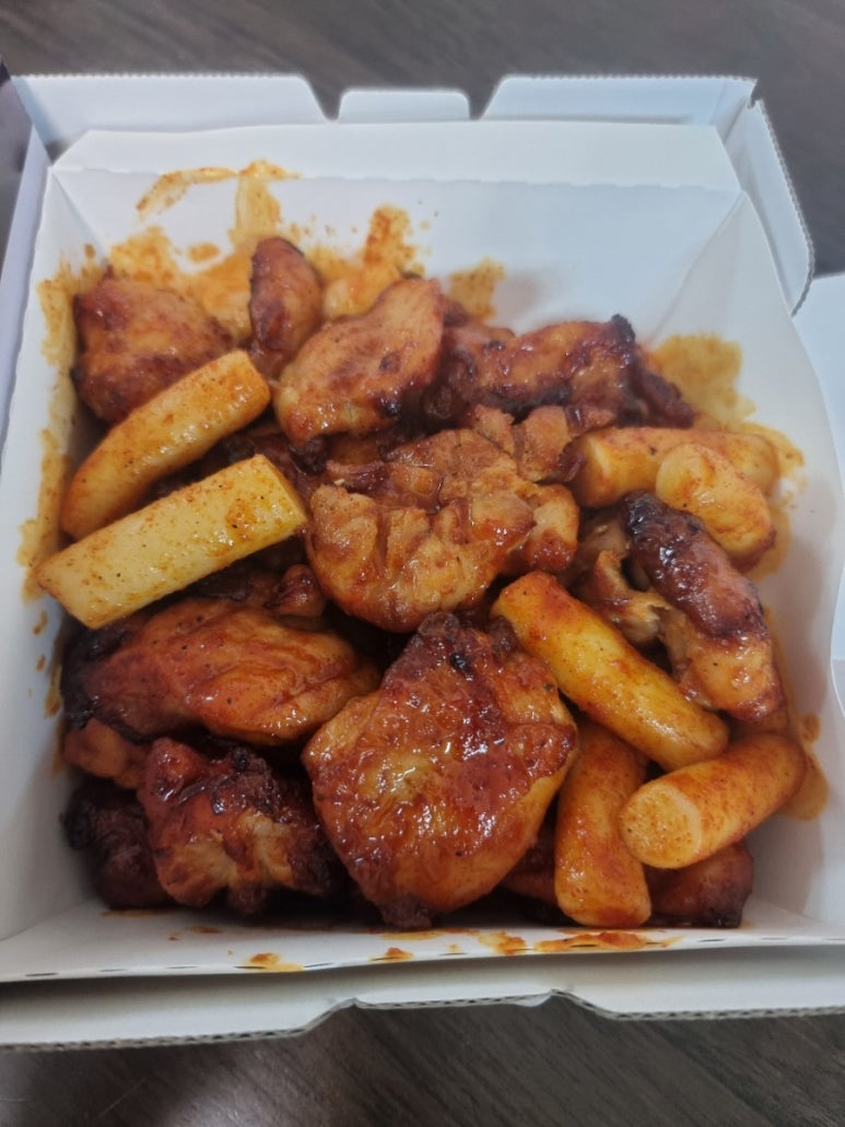 굽네치킨 탄현점 이미지