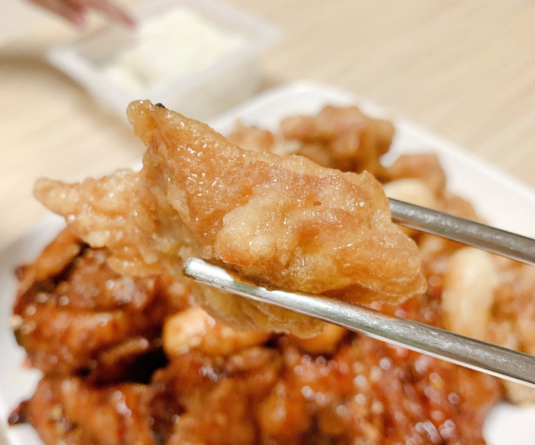 치킨플러스송천점 이미지