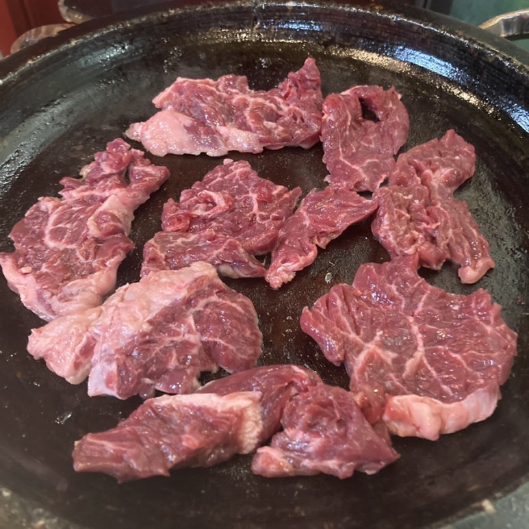 에잇유 이미지