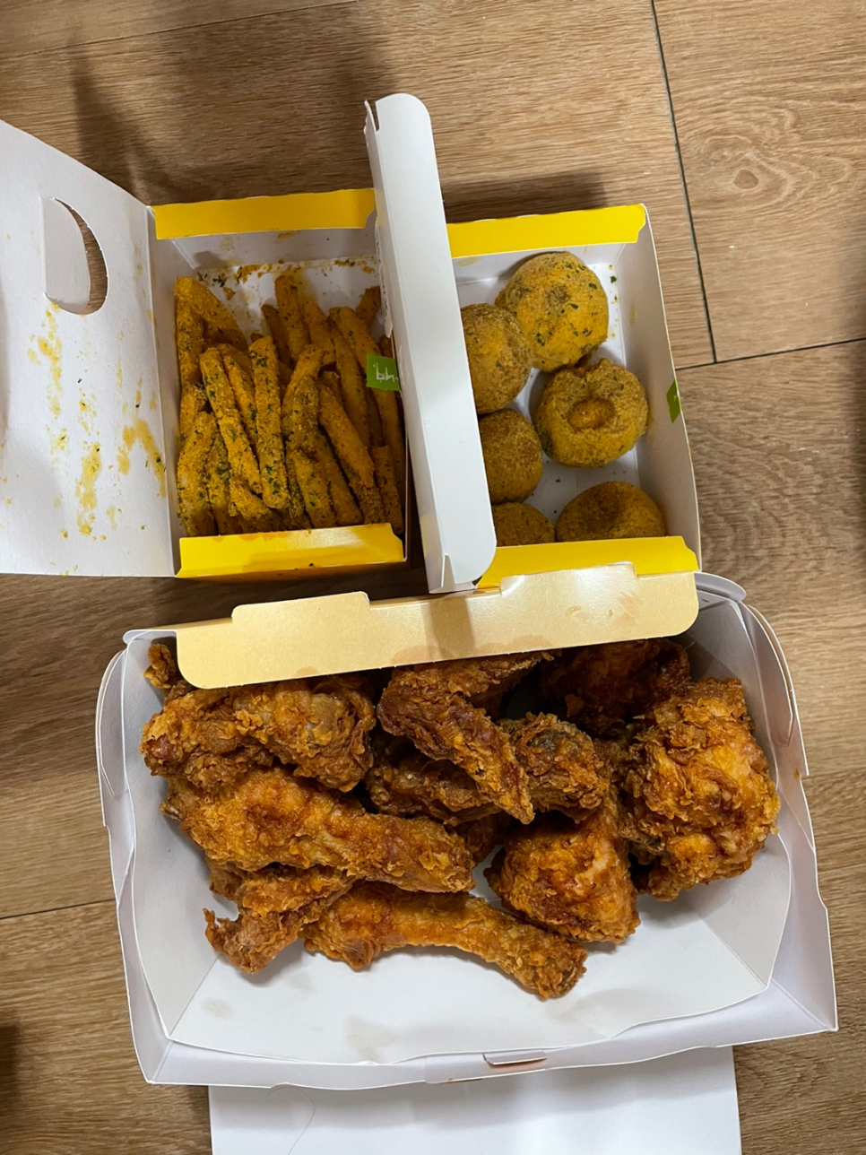 비에이치씨치킨회기점 이미지
