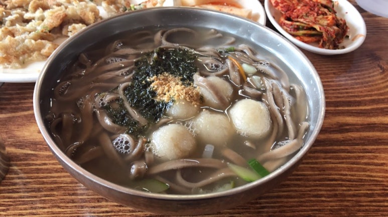 옹심이칼국수 이미지