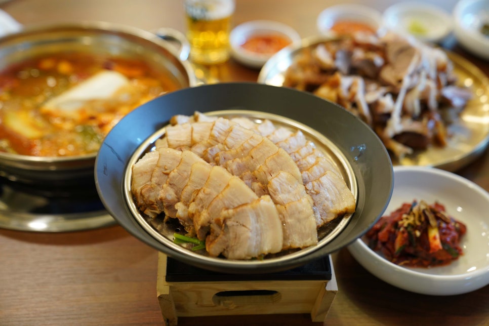 일품족발 이미지
