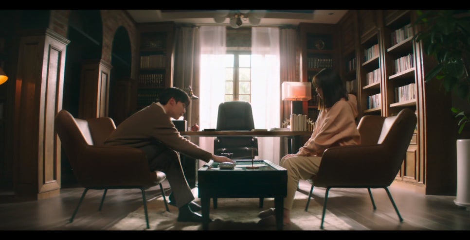 유니크엔커먼 이미지