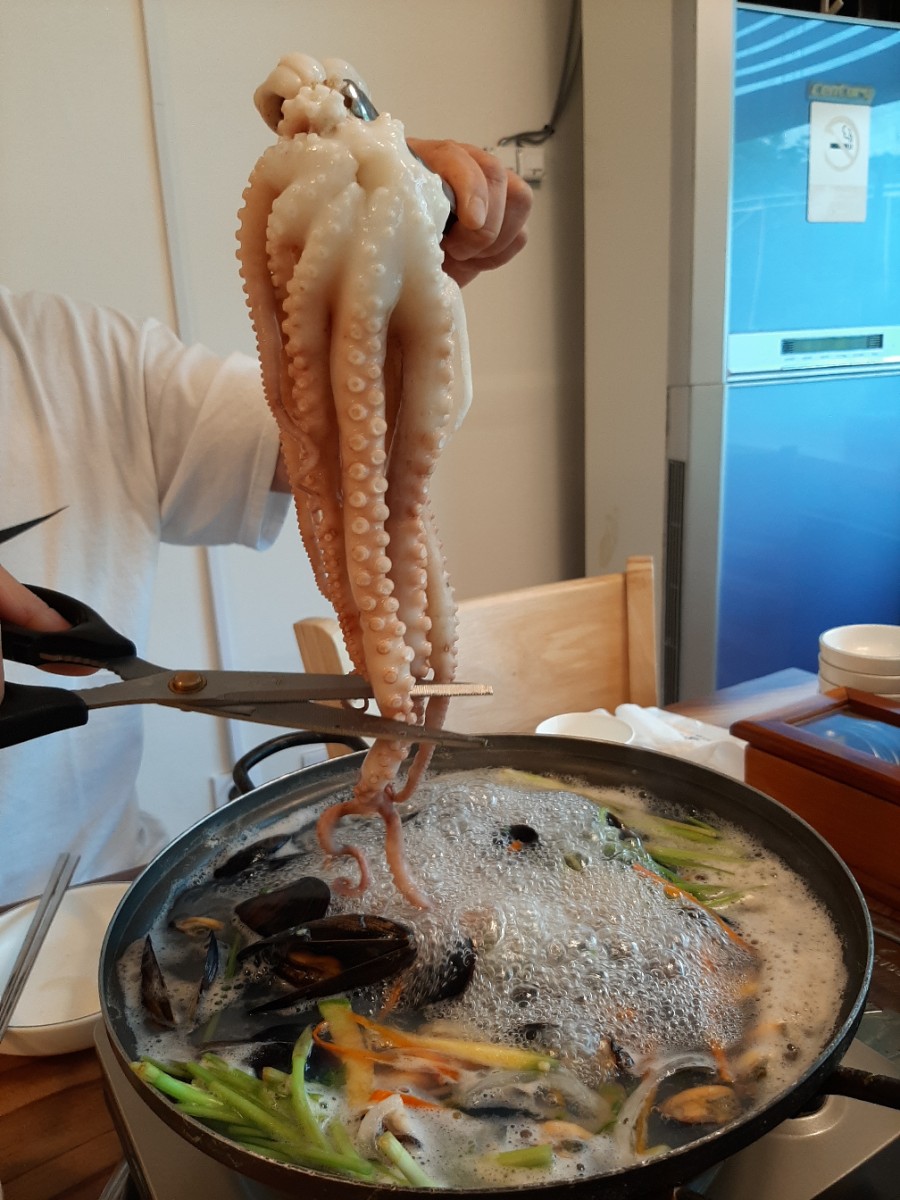 황제칼국수 이미지