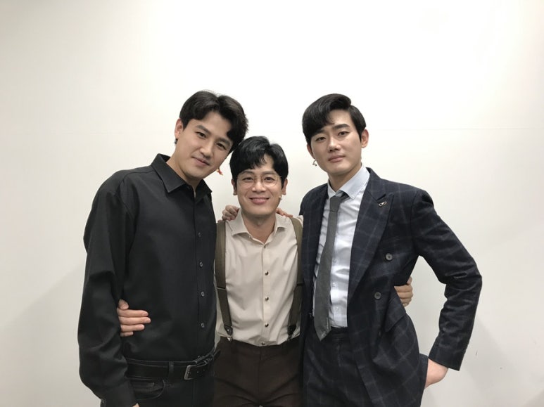 유월이일 이미지