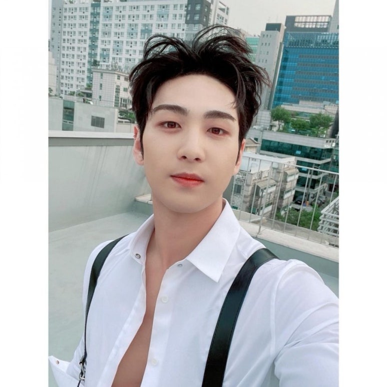 비하인드플러스 이미지